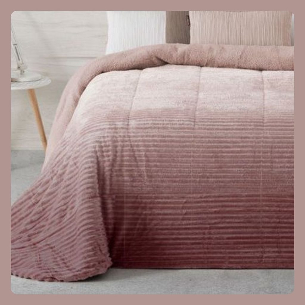 Couette doudou ,Couette doudou degrade rose,Couette Manterol Lines Rose degrade,Couette Doudou degrade , couette chaud , Couette Manterol Lines Gris degrade ,soft warm comforter, grey gradient duvet, winter bedding 2025, winter bedding 2026,
