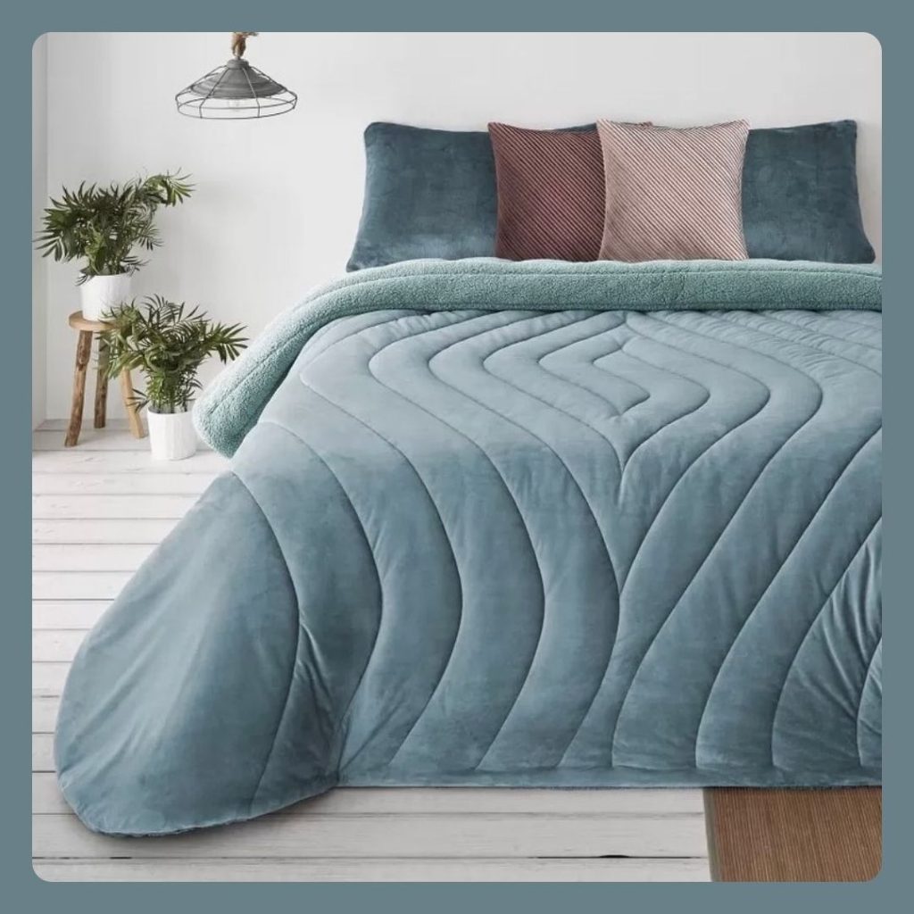Couette Manterol Spigot Marron ,Couette Manterol Spigot Marron ,,couette biege,Couette Manterol lines beige degrade , Couette doudou ,Couette doudou degrade rose,Couette Manterol Lines Rose degrade,Couette Doudou degrade , couette chaud , Couette Manterol Lines Gris degrade ,soft warm comforter, grey gradient duvet, winter bedding 2025, winter bedding 2026,